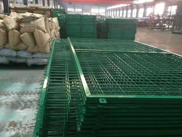 框架护栏网图片4