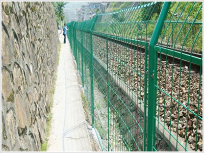 铁路护栏网