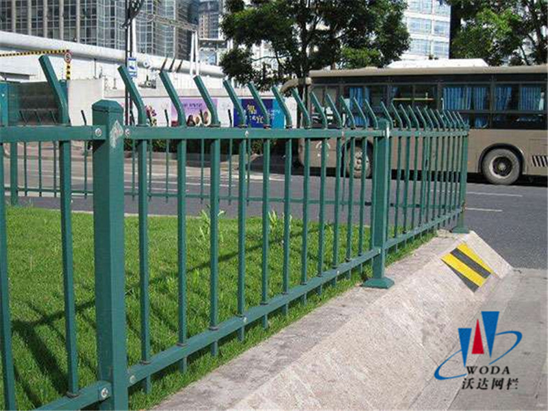 公路护栏网图片3